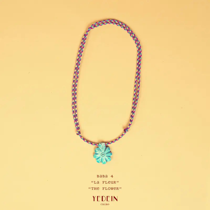 Collier Baba avec symbole égyptien la Fleur