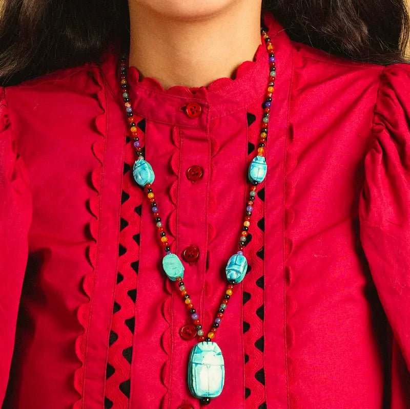 Collier Haz long avec cinq scarabées égyptiens